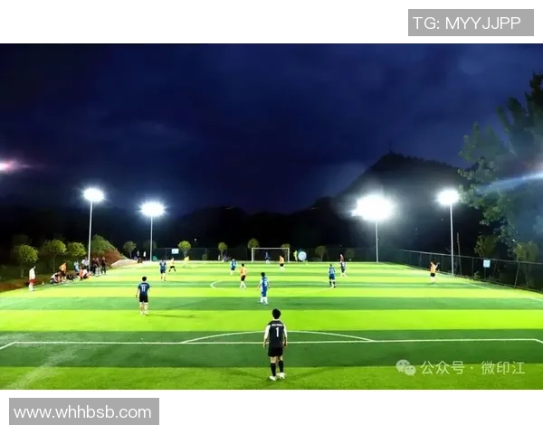 尽享足球魅力尽在掌握中精选足球明星壁纸带你领略绿茵场上的风采与激情 尽享足球魅力尽在掌握中精选足球明星壁纸带你领略绿茵场上的风采与激情