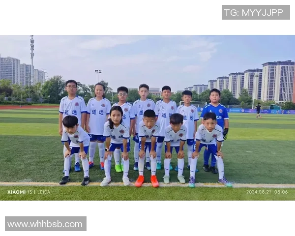 足球明星与好友的生活瞬间分享男生篇