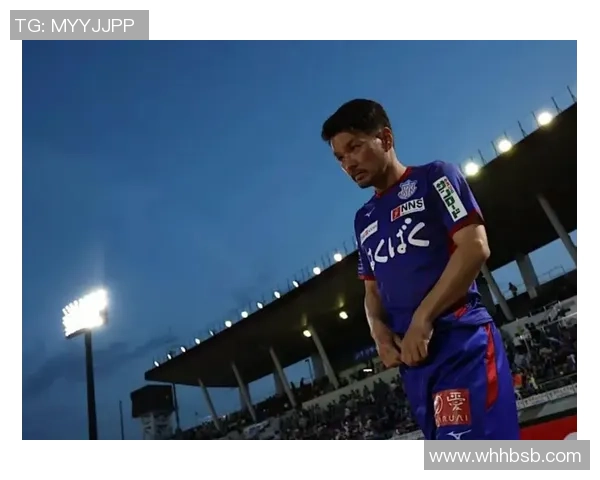 足球明星出轨事件引发热议球迷与媒体的不同反应与看法分析 足球明星出轨事件引发热议球迷与媒体的不同反应与看法分析